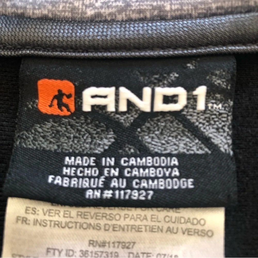 AND1/ Mens / Sleet Heather Gray/  black track jacket / Size M